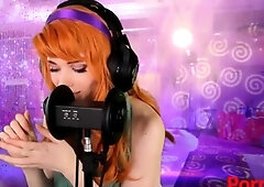 Sexy hottie Anetta Keys enjoys a solo toy masturbation