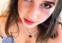 Webcam brunette solo masturbation
