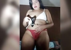 MARGY GODOY SHOWING OFF HER CAPTIVATING BODY