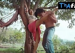 Sarika Salunkhe Sexy Scene  in Bade Achhe Lagte Hai