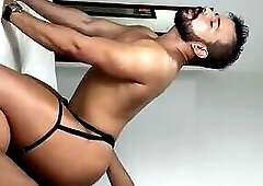 Being a real slut for the well-endowed guy in Rio de Janeiro 3/3