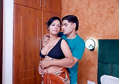 Desi kamwali bai seduce by her house owner