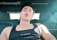 Vietnamese - Khoa Vương sục cặc trong xe