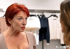 Hardcore Milf Pounds Glasses Guy