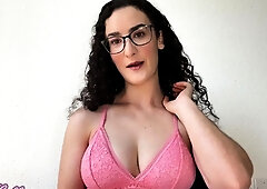 Masturbating Sexy Webcam Babe Big Boobs Webcam Solo
