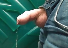 pissing Gay outdoor