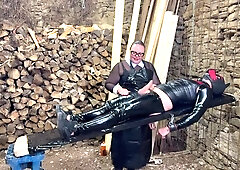 Vacuum Pump with Mistress April